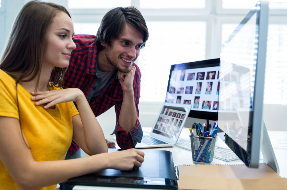 Web Tasarım Araçları ve Yazılımları